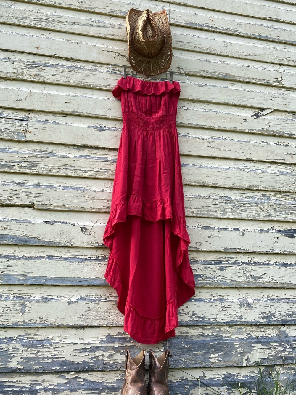 Red Sleeveless Ruffled High-Low Dress - Picture 3 of 4